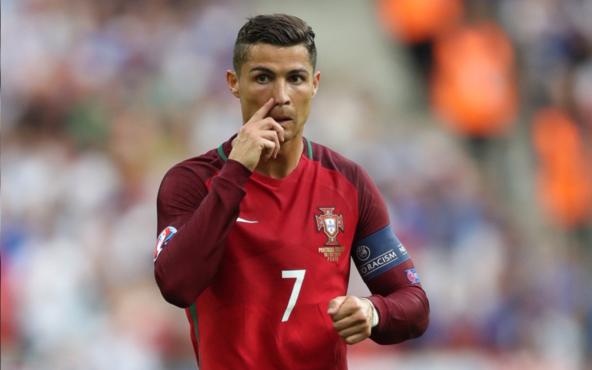 赛场焦点：关注本月最火爆的球员表现，最近很火的球星